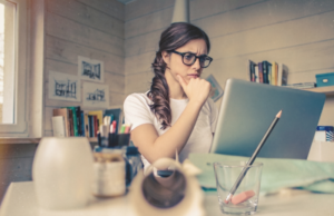 El mito del ingreso pasivo online: cuánto necesitas generar realmente para vivir de internet El mito del ingreso pasivo online